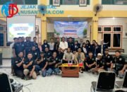 Wujudkan Desa Sadar Hukum, YALPK Group Gandeng Mahasiswa UTM Edukasi Warga Gresik