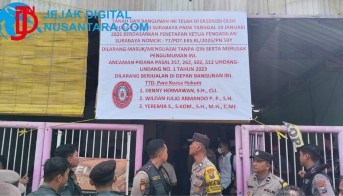 Eksekusi Pengosongan Rumah di Medokan Sawah Berjalan Kondusif, Puluhan Personel Gabungan Dikerahkan