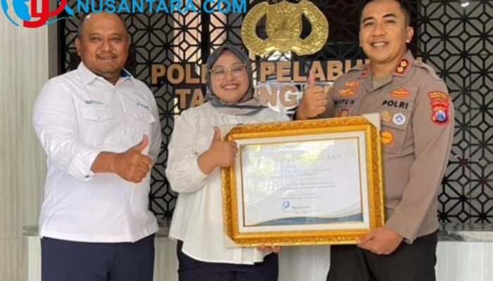 Sukses Kawal Arus Nataru, Polres Pelabuhan Tanjung Perak Raih Penghargaan dari Pelindo