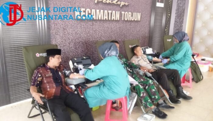 Setetes Darah Untuk Kemanusiaan, Korban Torjun Bersama Forkopimcam Dalam Giat Aksi Bakti Sosial