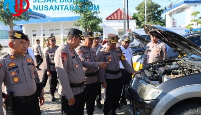 Wakapolres Pamekasan Pimpin Apel Gelar Pasukan Ops Keselamatan Semeru Tahun 2026