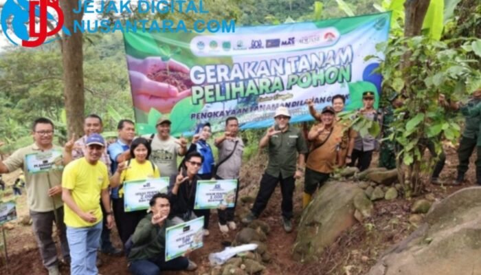Perkuat Struktur Tanah, Lintas Sektor Tanam 4.000 Pohon di Lahan Kritis Pasuruan