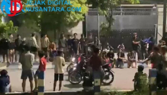 Resahkan Warga, Tim Resmob Polres Sampang Bubarkan Balap Liar di Jalan Samsul Arifin