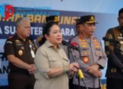 Wujud Kehadiran Negara, Kapolri Lepas 22 Kontainer Bantuan untuk Korban Bencana di Sumatera