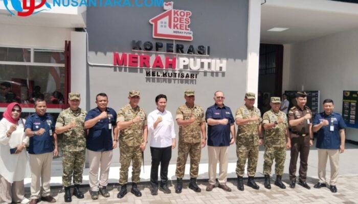 Akselerasi Ekonomi Kerakyatan, Wakil Panglima TNI Tinjau 1.735 Titik Koperasi Desa Kelurahan Merah Putih