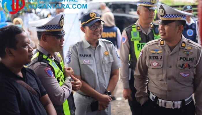 Polres Gresik dan Polda Jawa Timur Gelar Rampcheck Bus Pariwisata, Pastikan Keselamatan Wisatawan