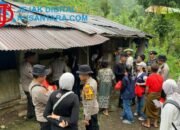 Tembus Medan Ekstrem, Polres Jember Salurkan Bansos ke Pelosok Sukorambi