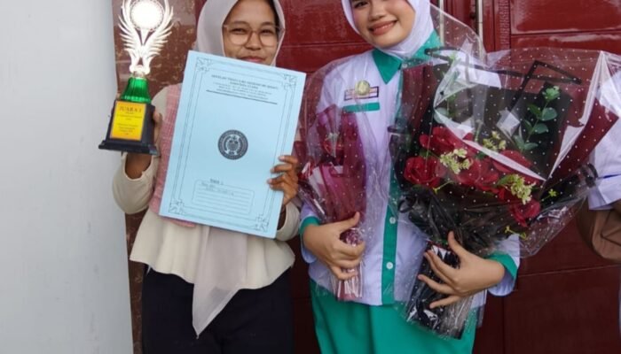 Mahasiswa STIKes Sehati Jalani Prosesi Capping & Pinning Day 2025/2026 dengan Khidmat