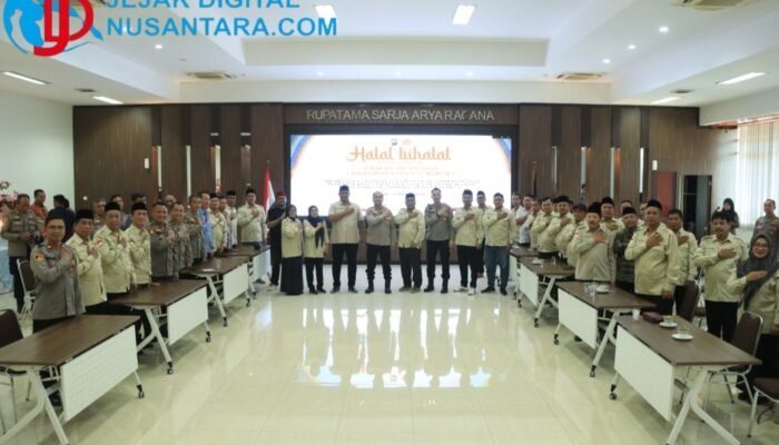 Perkuat Kamtibmas Hingga Pelosok, Kapolres Gresik Ajak Kepala Desa Berantas Judi Online dan Konflik Sosial