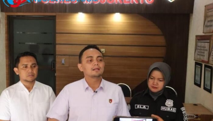 Polres Mojokerto Amankan 3 Orang Matel yang Rampas Pajero di Sooko