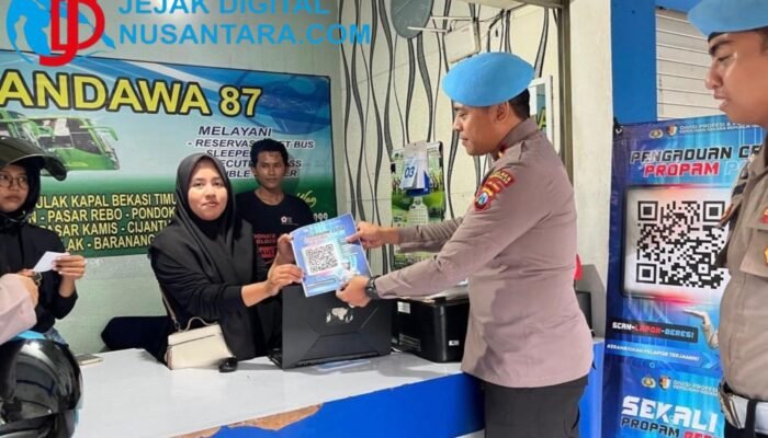 Perkuat Pengawasan Internal, Sipropam Polres Bangkalan Jemput Bola Sosialisasi QR Code Dumas Presisi