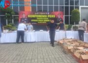 Berantas Penyakit Masyarakat, Polres Gresik Musnahkan 983 Botol Miras Hasil Operasi Pekat Semeru 2026