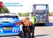Aksi Heroik Satlantas Polres Gresik, Kejar Bus Mudik Hingga Tol Tandes Demi Pasutri yang Tertinggal