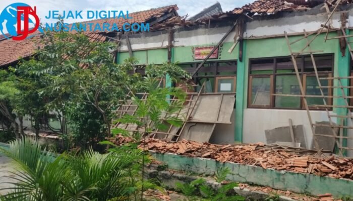 Gedung SD Rongtengah 5 Sampang Roboh Total, Kelalaian Mitigasi Disdik Jadi Sorotan