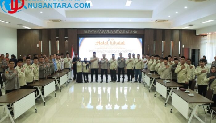 Perkuat Kamtibmas Hingga Akar Rumput, Kapolres Gresik Rangkul Kepala Desa Melalui Sinergi Pam Swakarsa