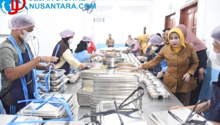 Tiga Bulan Beroperasi, Wabup Sidoarjo Sidak SPPG Kepuhkemiri: Pastikan Standar Gizi dan Higiene