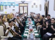 Bupati Gresik Berikan Pembekalan kepada Finalis Duta Genre