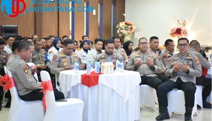 Wujud Perhatian Pimpinan, Kapolres Gresik Gelar Tasyakuran Ulang Tahun Personel