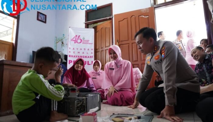 Sambut Hari Jadi YKB ke-46, Kapolres Bojonegoro Apresiasi Bocah Jenius Rakit Komputer