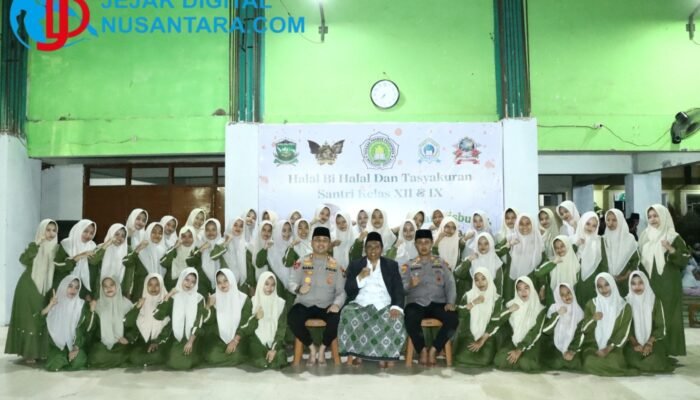 Perkuat Sinergi Polri-Ulama, Kapolres Gresik Ajak Santri Ponpes Darul Ihsan Jadi ‘Polisi bagi Diri Sendiri’