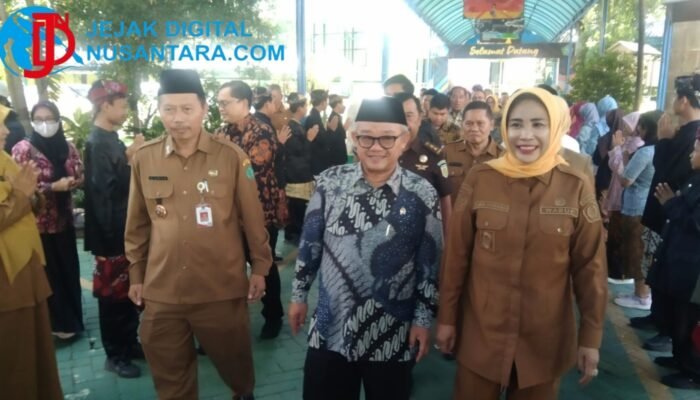 Mendikdasmen Resmikan Revitalisasi Sekolah di Sidoarjo, Tekan Pentingnya Karakter 7 Anak Indonesia Hebat