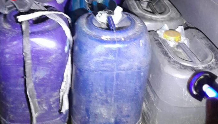 Modus Mobil Modifikasi, Penimbun Pertalite di Jember Diringkus Polisi