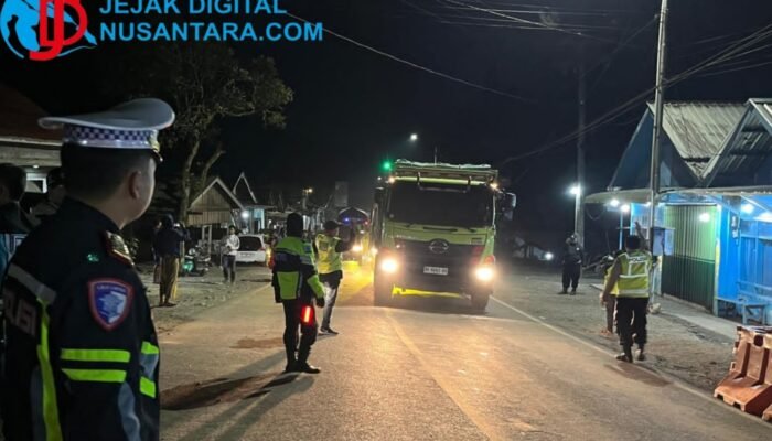 Tekan Angka Kecelakaan, Satlantas Polres Jember Batasi Kecepatan Truk di Jalur Kasian-Puger
