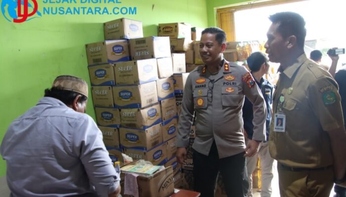 Pastikan Stok Aman dan Harga Stabil, Kapolres Sumenep Sidak Distribusi Minyakita di Pasar Anom