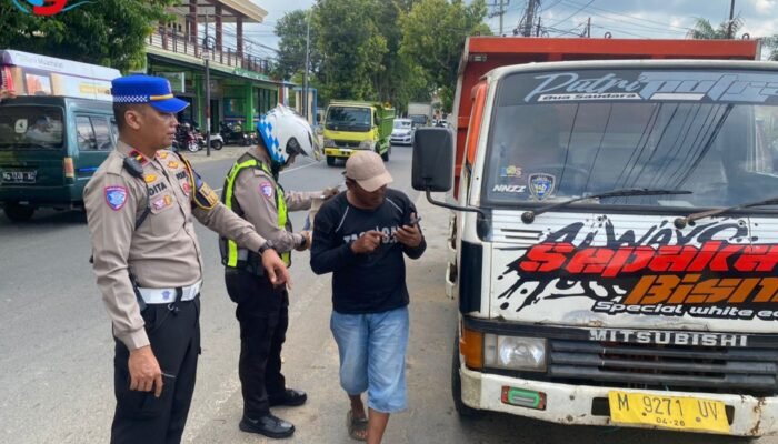 Operasi Gabungan Satlantas Polres Sumenep dan Bapenda Sasar Disiplin Lalin serta Administrasi Kendaraan