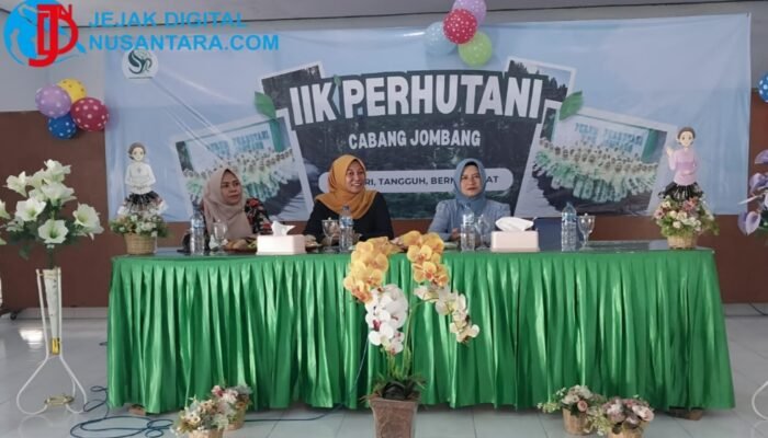 Peringati Hari Kartini, IIK Perhutani Jombang Gelar Cek Kesehatan dan Pemeriksaan Mata Gratis