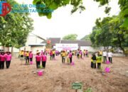 Tanam Pohon Hari Ini, Jaga Masa Depan: Aksi Nyata Polres Kediri Kota dan Bhayangkari