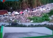 Ironi Dana Desa Boboh, Bangunan TPS Dusun Gantang Mangkrak, Sampah Malah Meluber ke Jalan
