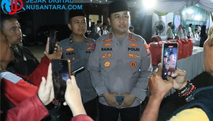 Lepas Jamaah Calon Haji Gresik 2026, Kapolres Terjunkan 95 Personel dan Bupati Gus Yani Titip Pesan Kesehatan