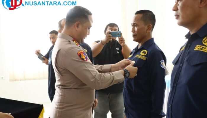 Perkuat Pengamanan Swakarsa, Pengurus APSI Gresik Resmi Dilantik di Mapolres