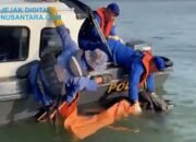 Hari Kelima Pencarian, Tim SAR Gabungan Temukan Korban Terakhir Perahu Tenggelam di Gresik
