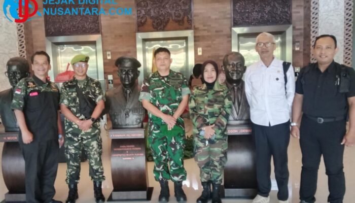 Perkuat Nasionalisme, HIMAPOL dan UKM Airsoft Gun UWKS Bedah Geopolitik Iran-Israel dalam Bingkai Bela Negara