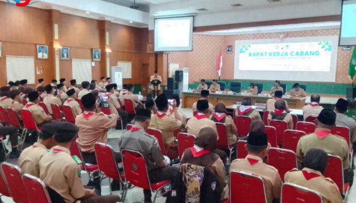 Perkuat Sinergi Kelestarian Hutan, Perhutani Jombang Hadiri Raker Kwarcab Pramuka 2026