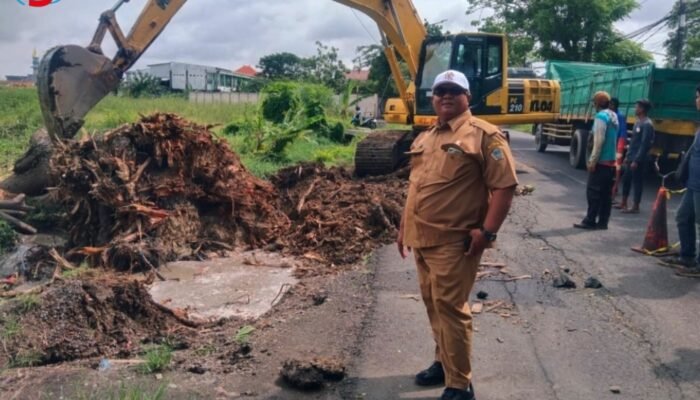 Diduga Aniaya Rekan Kerja, Kepala Tim URC DPUTR Gresik Resmi Ditahan Kejaksaan