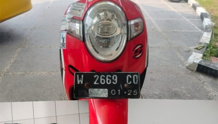 Lupa Cabut Kunci, Maling Motor di Gresik Keok Dikejar Korban dan Polisi hingga Lampu Merah Nippon Paint