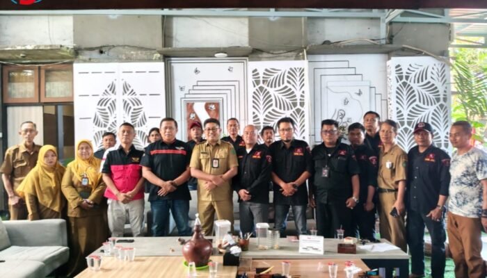 Perkuat Sinergi, DLHK Sidoarjo dan DPC GRIB Jaya Matangkan Tiga Formula Penanganan Limbah