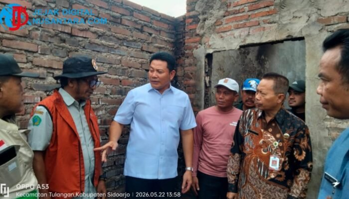Bupati Sidoarjo Pastikan Renovasi Total Rumah Korban Kebakaran di Grinting Dimulai Senin