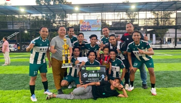 Sekali Turun Gunung, Tim Legend RSMZ Sampang Sabet Juara 1 Piala Puri Dewata Mini Soccer 2026