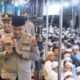 Ratusan Personel Polres Gresik Amankan Puncak Haul Ke-71 Habib Abu Bakar Assegaf