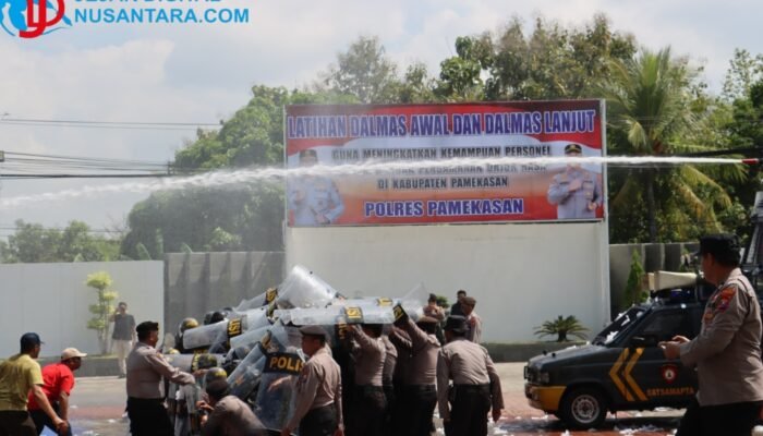 Antisipasi Eskalasi Massa, Sat Samapta Polres Pamekasan Gelar Latihan Dalmas
