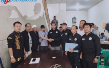 Diduga Intimidasi Nasabah, KSP Kemuning Mitra Persada Sidoarjo Didemo Warga dan YALPK