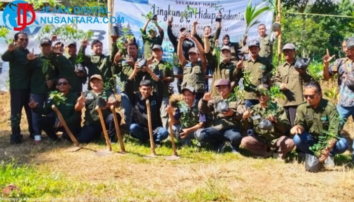Komnas PPLH Jatim Tanam 1.000 Pohon di Puthuk Sempu Mojokerto pada Hari Lingkungan Hidup