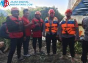 Wujud Solidaritas, MADAS Sedarah Gresik Terjunkan Personel Cari Pemancing Hilang di Perairan Benowo