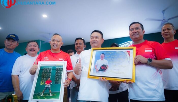 Danrem 084/BJ Dampingi Kepala Staf Kepresidenan Main Padel, Jaga Kebugaran di Tengah Kesibukan Tugas