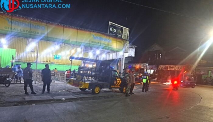 Antisipasi Gesekan Malam 1 Suro, Polsek dan Koramil Menganti Gelar Patroli Skala Besar