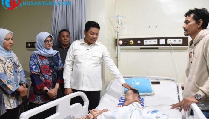Sentuhan Humanis Pemkab Sidoarjo: Tanggung Biaya Operasi Izzan, Siapkan Lapangan Kerja untuk Sang Ayah